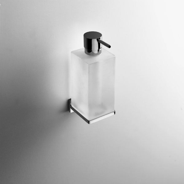 schampo dispenser vägghängd